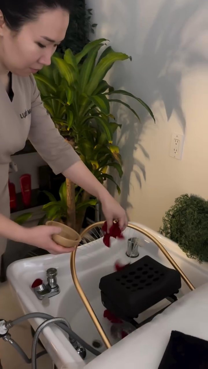 Luxe Me Beauty Lounge in Plano | Groupon